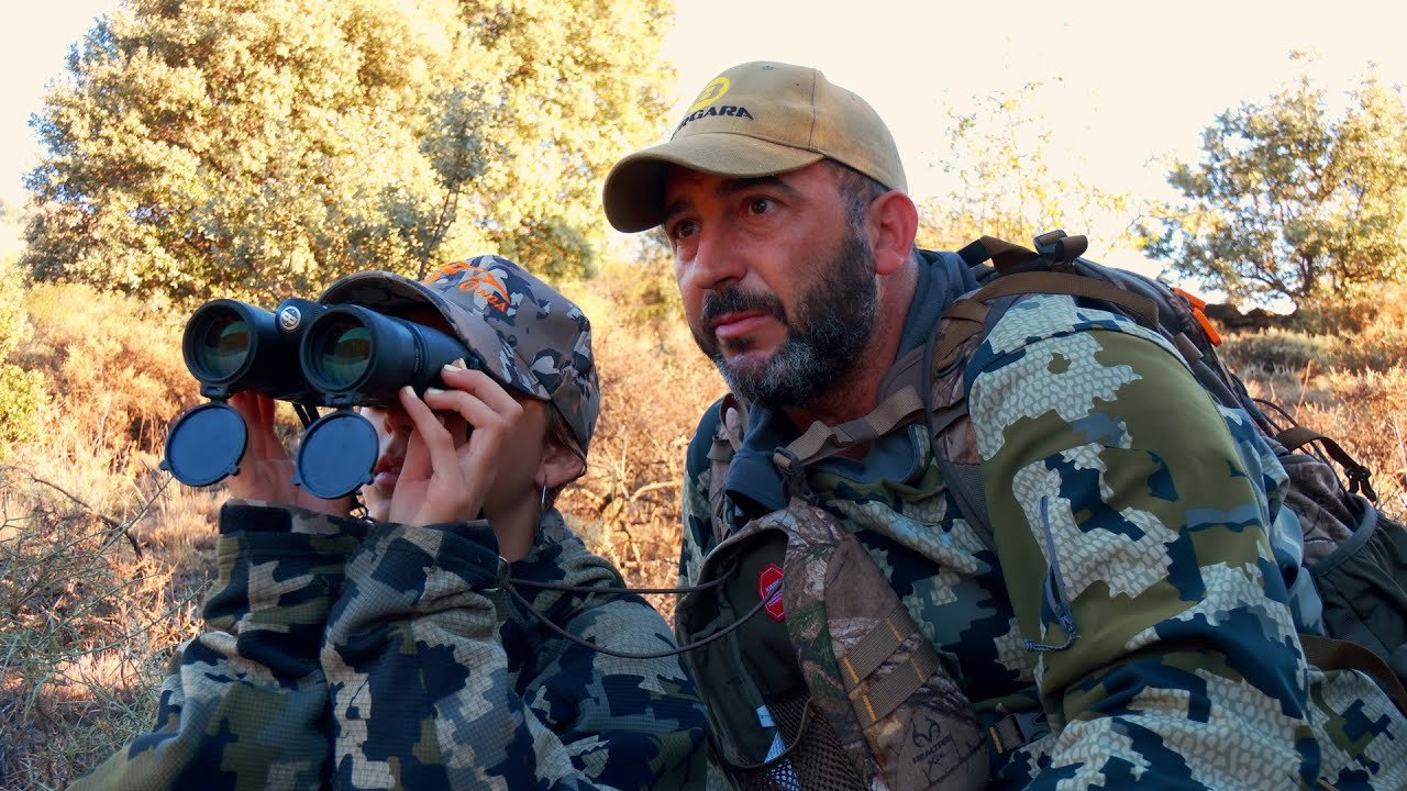 Cazando En El Celo Del Corzo En Familia